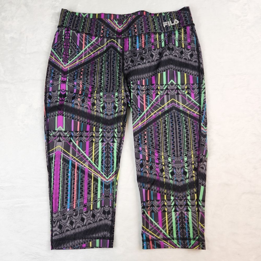 3/$25 FILA Sport Performance Running Multicolor Crop Capri Leggings Sz Medium